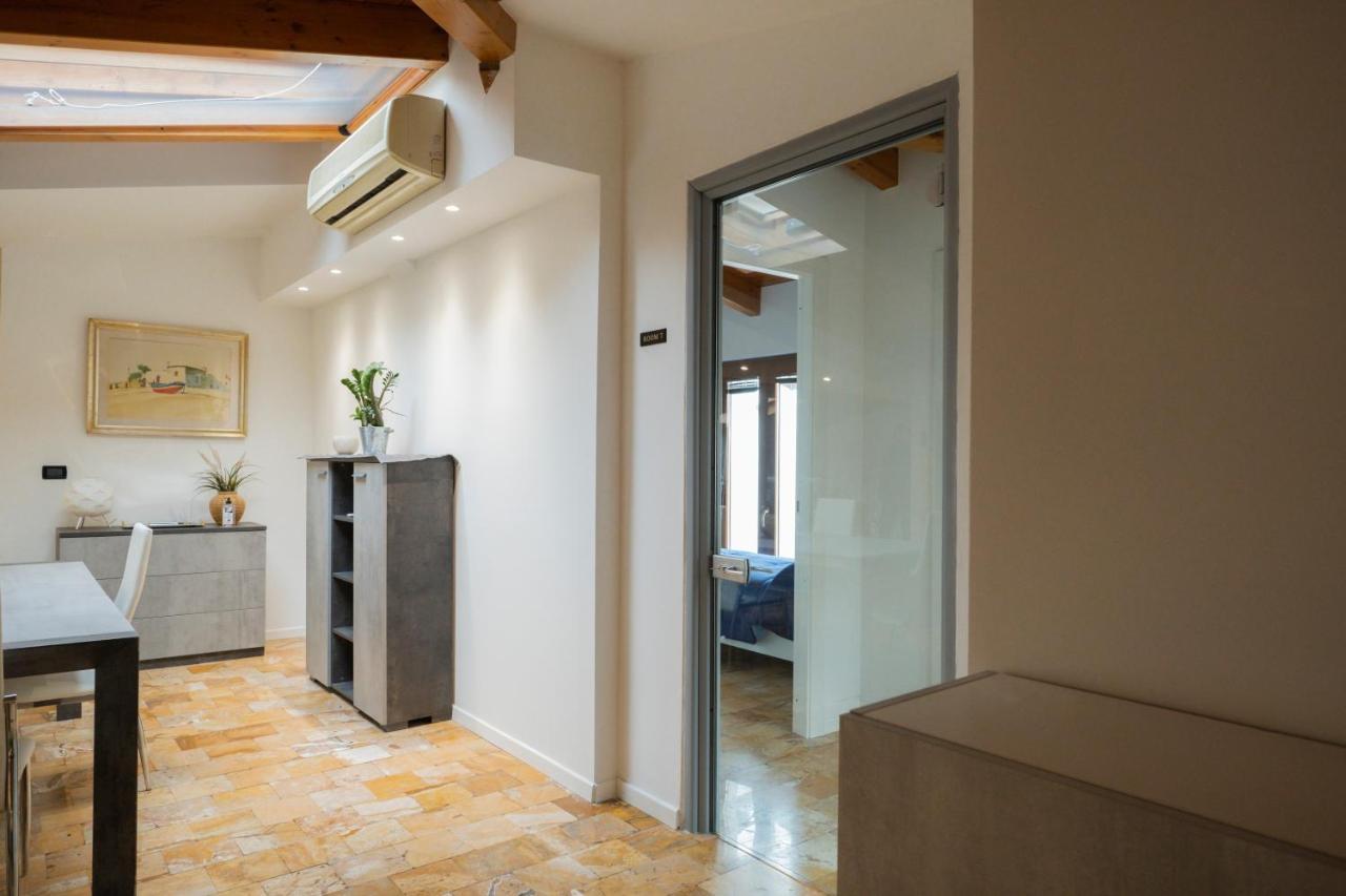 Palazzo Storico Di Nicola Bed & Breakfast