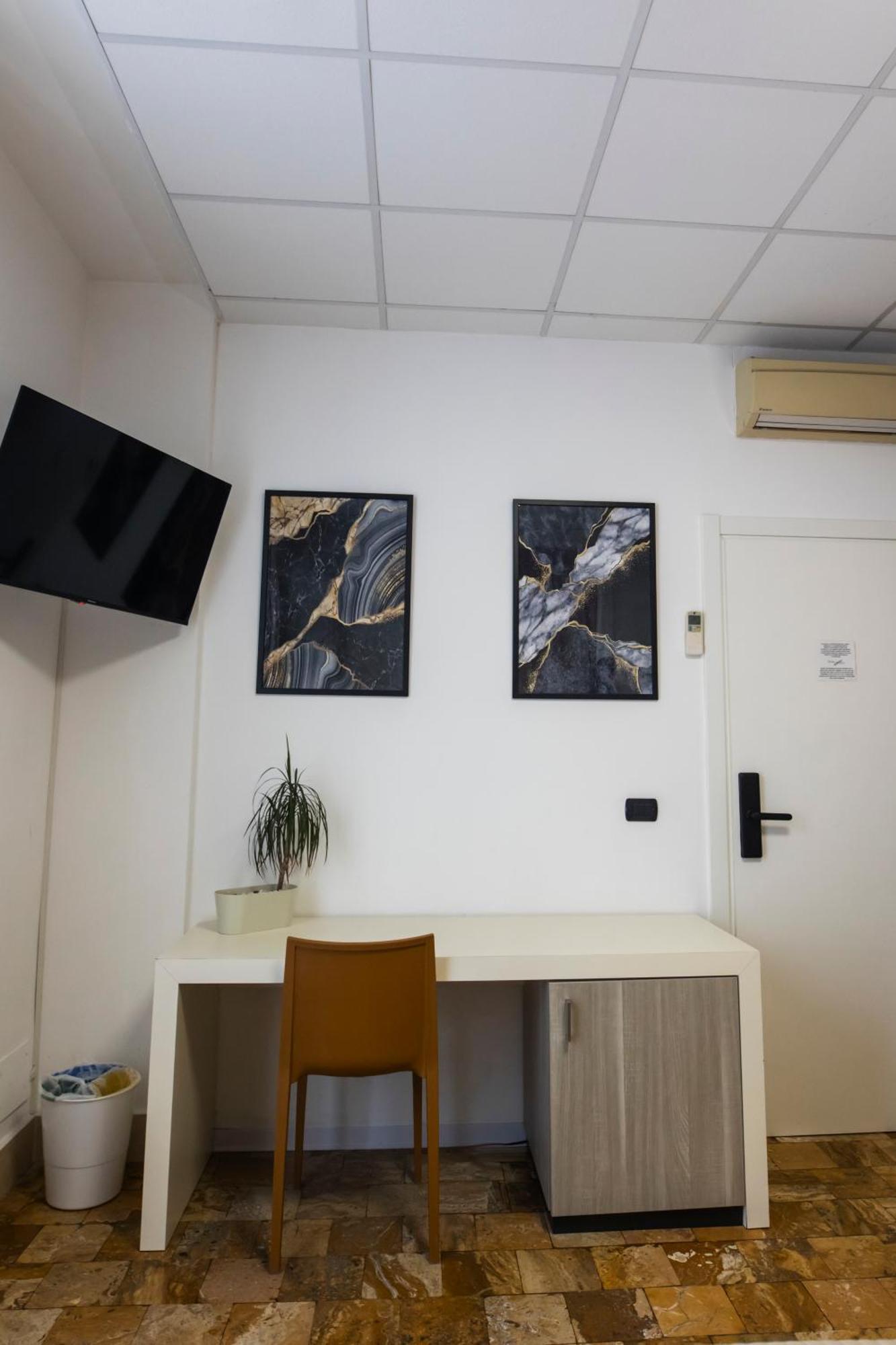 Palazzo Storico Di Nicola Bed & Breakfast *